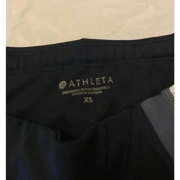 Athleta Elation Crop 7/8 Tight Leggings  Yoga White
Navy Blue Size XS - Picture 7 of 14
